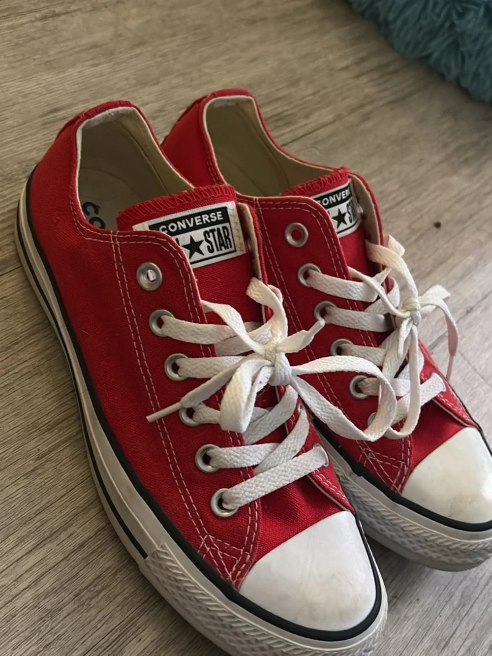 Converse classic low